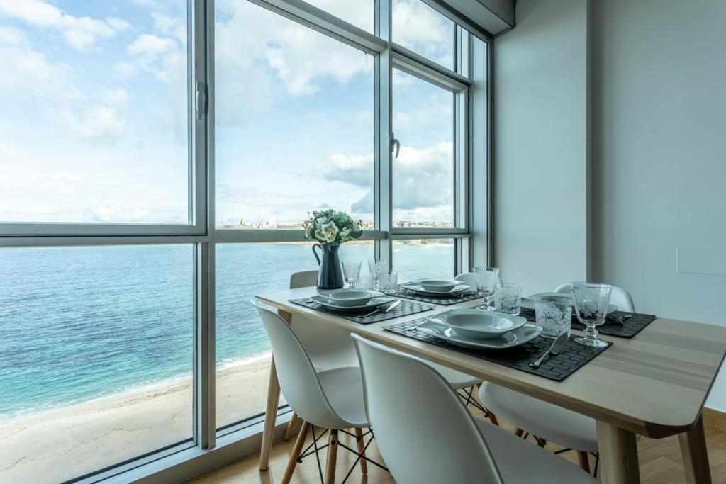 Vivienda Con Increibles Vistas A La Playa De Riazor Apartment A Coruna Exterior photo